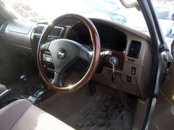 2002 Toyota Hilux Surf Pictures