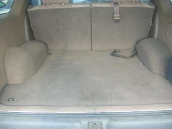 2002 Toyota Hilux Surf Photos