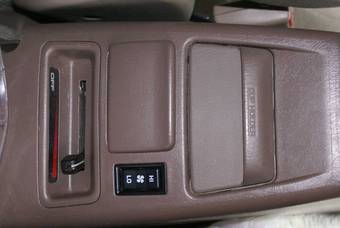 2002 Toyota Hilux Surf Images