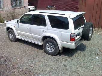 2002 Toyota Hilux Surf Pics