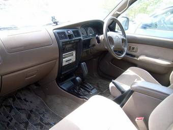 2002 Toyota Hilux Surf Pictures