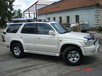 2002 Toyota Hilux Surf Photos