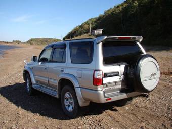 2002 Toyota Hilux Surf Photos