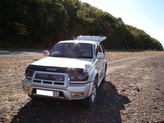 2002 Toyota Hilux Surf Pictures