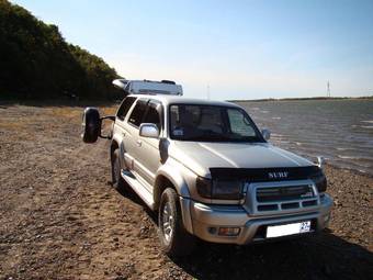 2002 Toyota Hilux Surf Photos