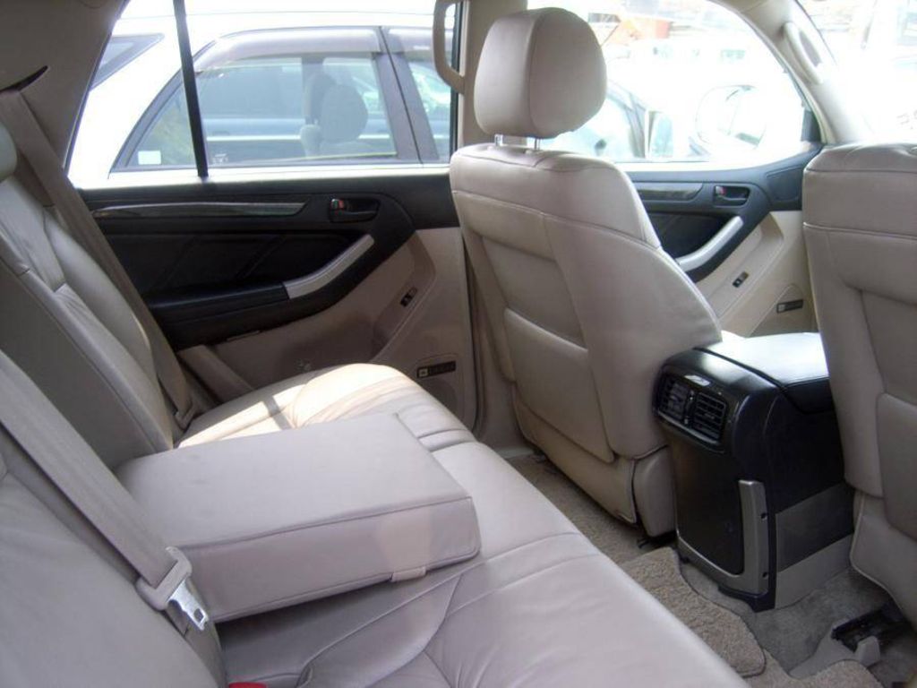 2003 Toyota Hilux Surf