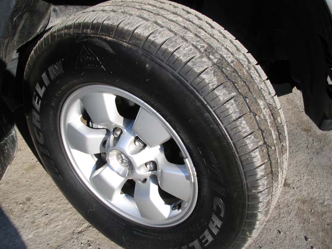 2003 Toyota Hilux Surf Pictures