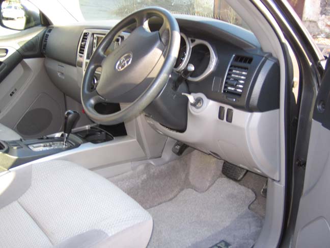 2003 Toyota Hilux Surf Pictures