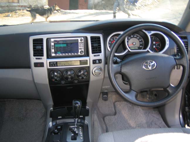2003 Toyota Hilux Surf Photos