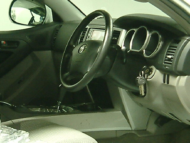 2003 Toyota Hilux Surf Images