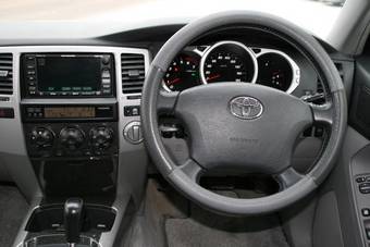 2003 Toyota Hilux Surf Photos