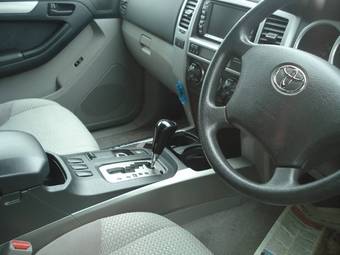 2003 Toyota Hilux Surf Photos