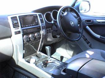 2003 Toyota Hilux Surf Photos