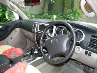 2003 Toyota Hilux Surf Photos