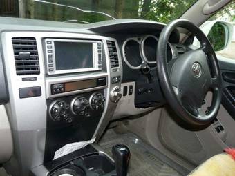 2003 Toyota Hilux Surf Pictures