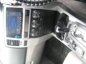 2003 Toyota Hilux Surf Pictures