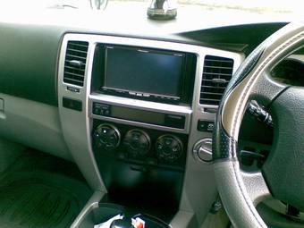 2003 Toyota Hilux Surf Photos