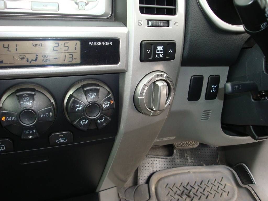 2004 Toyota Hilux Surf