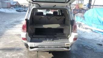 2004 Toyota Hilux Surf Photos
