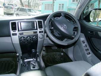 2004 Toyota Hilux Surf Pictures
