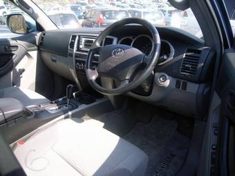 2004 Toyota Hilux Surf Wallpapers