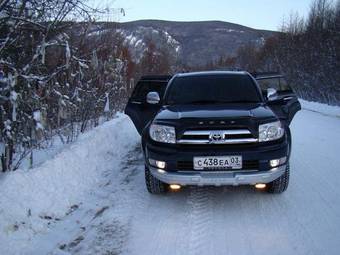 2004 Toyota Hilux Surf Photos