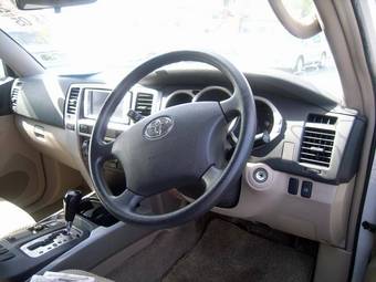 2004 Toyota Hilux Surf Pictures