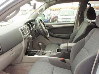 2005 Toyota Hilux Surf Photos