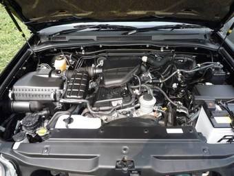 2005 Toyota Hilux Surf Photos