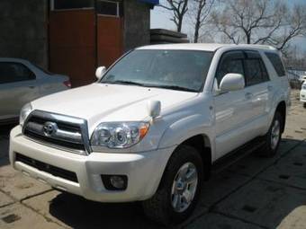 2005 Toyota Hilux Surf Pictures