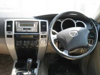 2005 Toyota Hilux Surf Photos