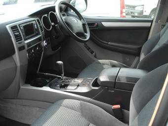 2005 Toyota Hilux Surf Pictures