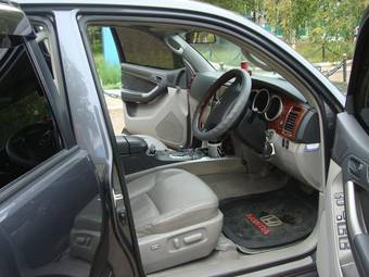 2005 Toyota Hilux Surf Pictures