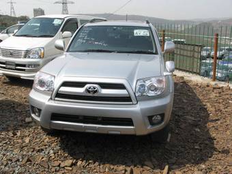 2005 Toyota Hilux Surf Photos