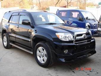 2005 Toyota Hilux Surf Photos