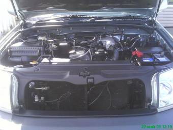 2005 Toyota Hilux Surf Pics