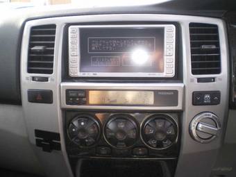 2005 Toyota Hilux Surf Photos