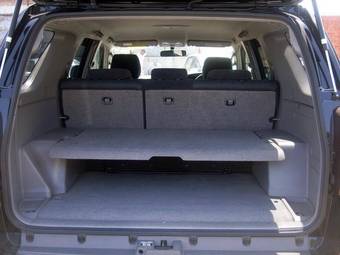 2005 Toyota Hilux Surf Photos