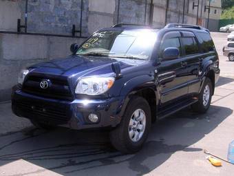 2005 Toyota Hilux Surf Pictures