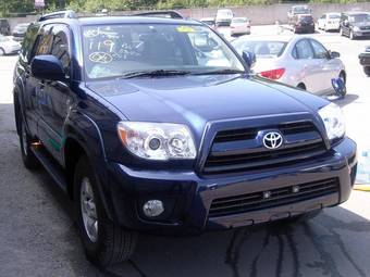 2005 Toyota Hilux Surf Photos