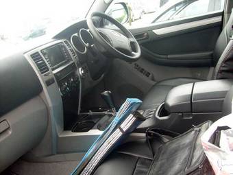 2006 Toyota Hilux Surf Photos