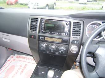 2007 Toyota Hilux Surf Images