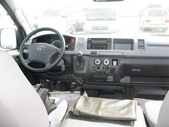 2009 Toyota Hilux Surf Pictures