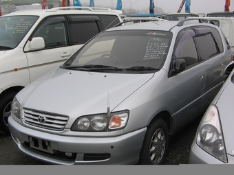 1996 Toyota Ipsum