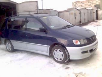 1996 Toyota Ipsum