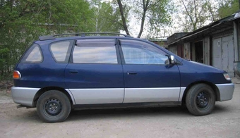 1996 Toyota Ipsum