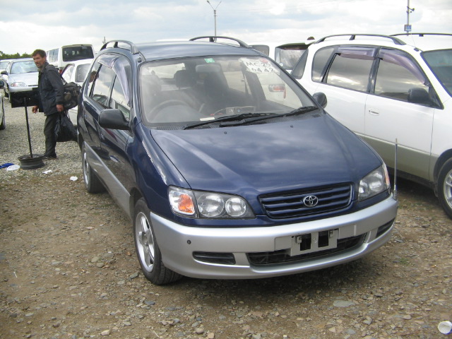 1996 Toyota Ipsum