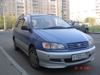 1996 Toyota Ipsum