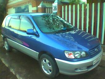 1996 Toyota Ipsum