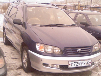 1996 Toyota Ipsum